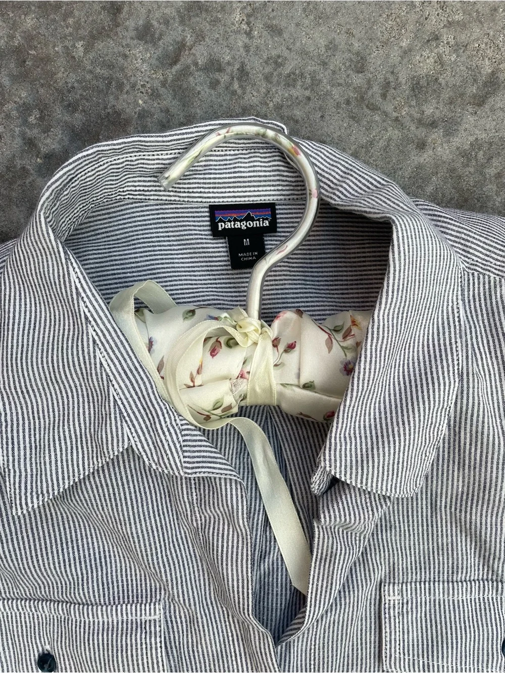Patagonia Light Blue Striped Casual Button-Down Shirt - Picture 4 of 8